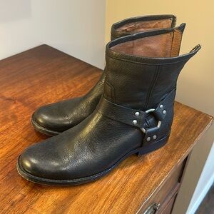 Frye boots black 7.5 beautiful soft leather